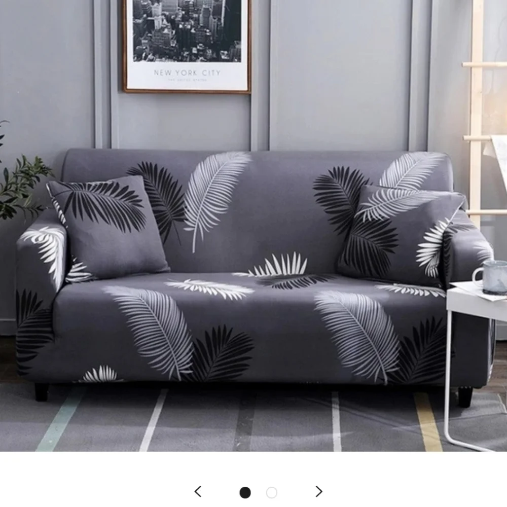 Sofalush couch cover 4 seater. Used once.